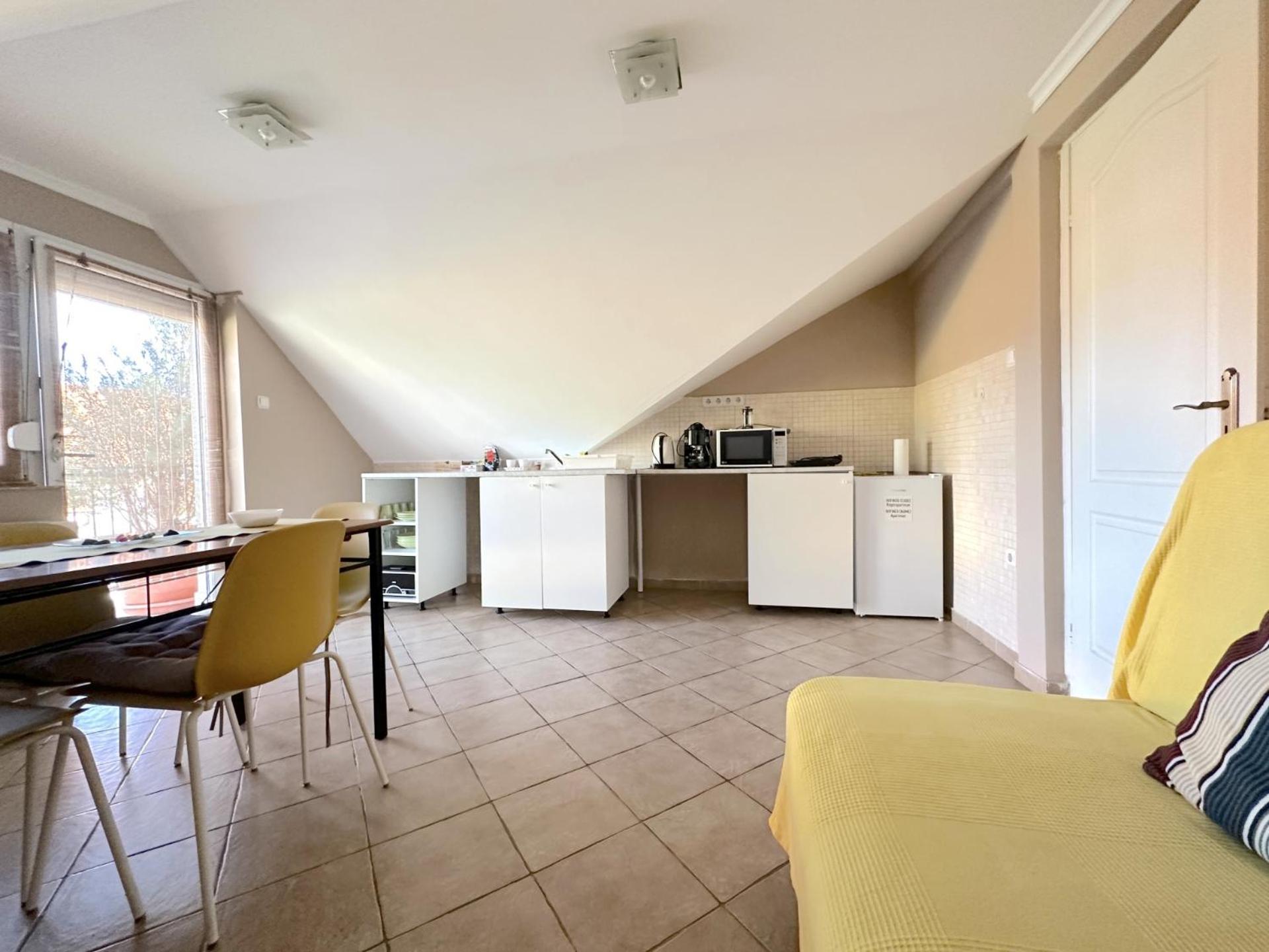 Rozse Apartman-Tetoter Διαμέρισμα Budaörs Εξωτερικό φωτογραφία